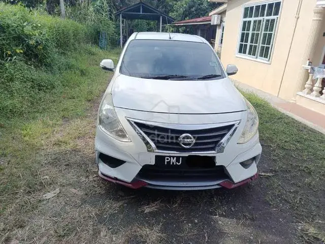 Nissan Almera
