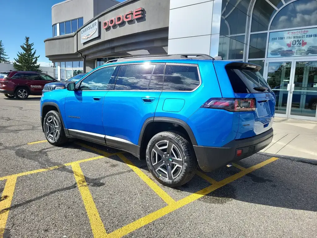 Jeep Cherokee 2026 photo 2