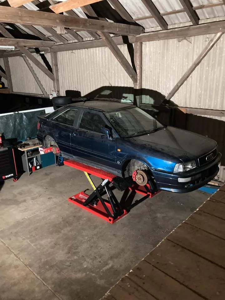 Audi S2