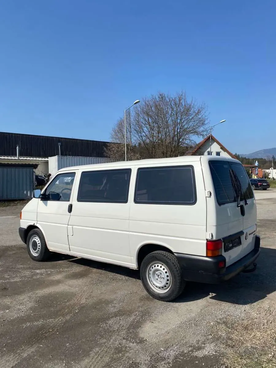 Volkswagen T4 2000 photo 2