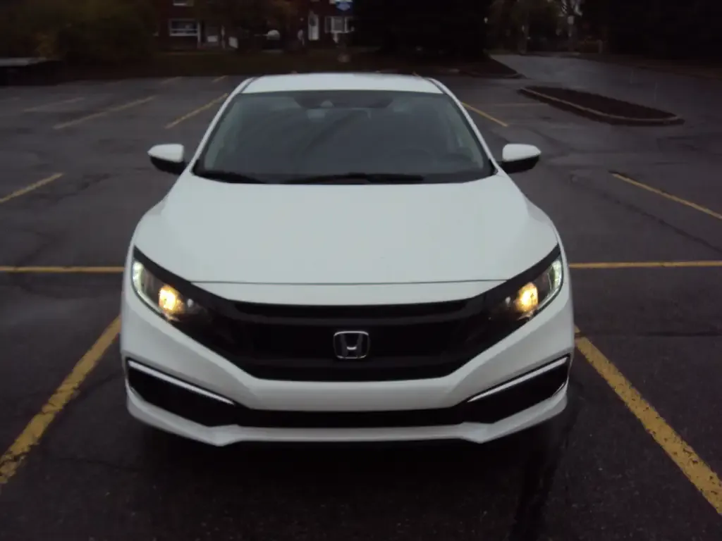 Honda Civic 2021 photo 2