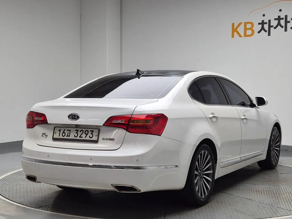 Kia K7 2012 photo 3