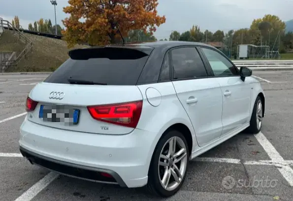 Audi A1 2015 photo 3