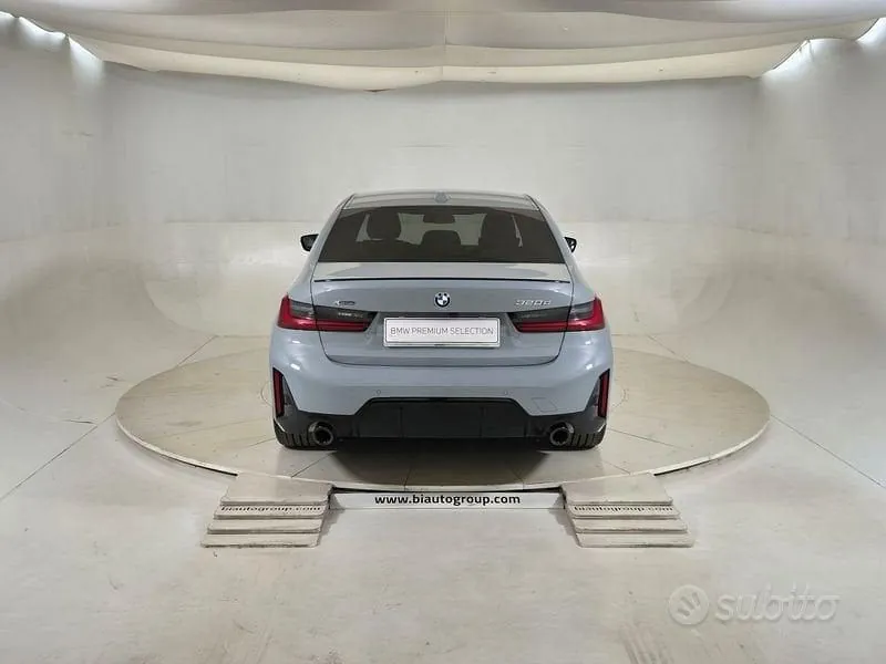 BMW 3 Series 2025 photo 4