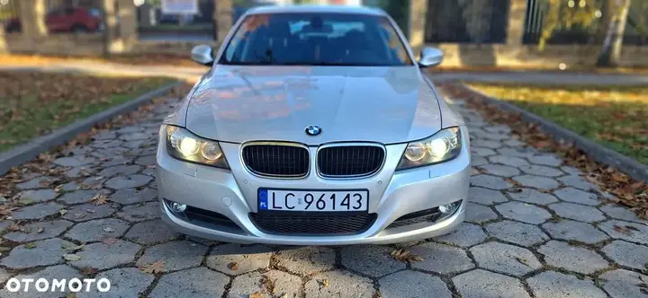 BMW E90