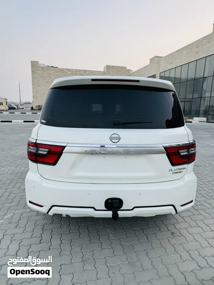 Nissan Patrol 2012 photo 4