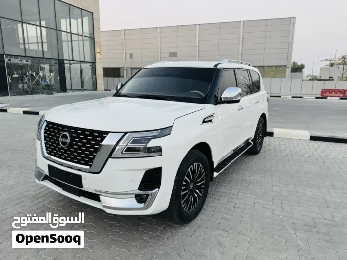 Nissan Patrol 2012 photo 2