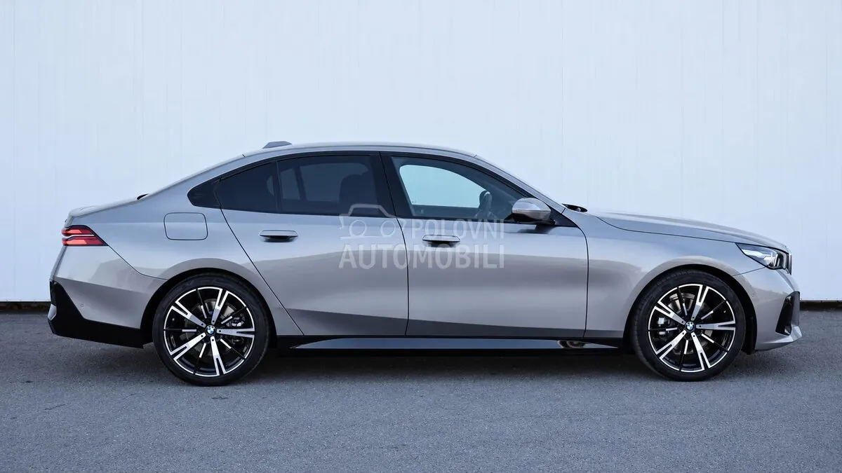 BMW 520 2026 photo 3