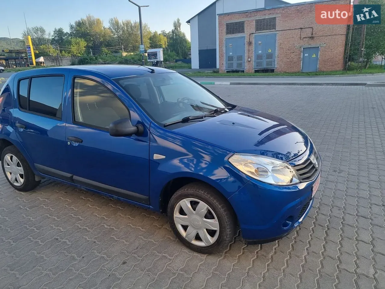 Dacia Sandero 2009 photo 2