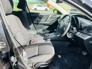 Mazda Axela 2012 photo 4