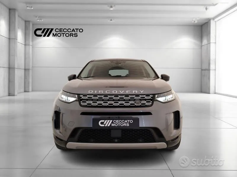 Land Rover Discovery Sport 2021 photo 2