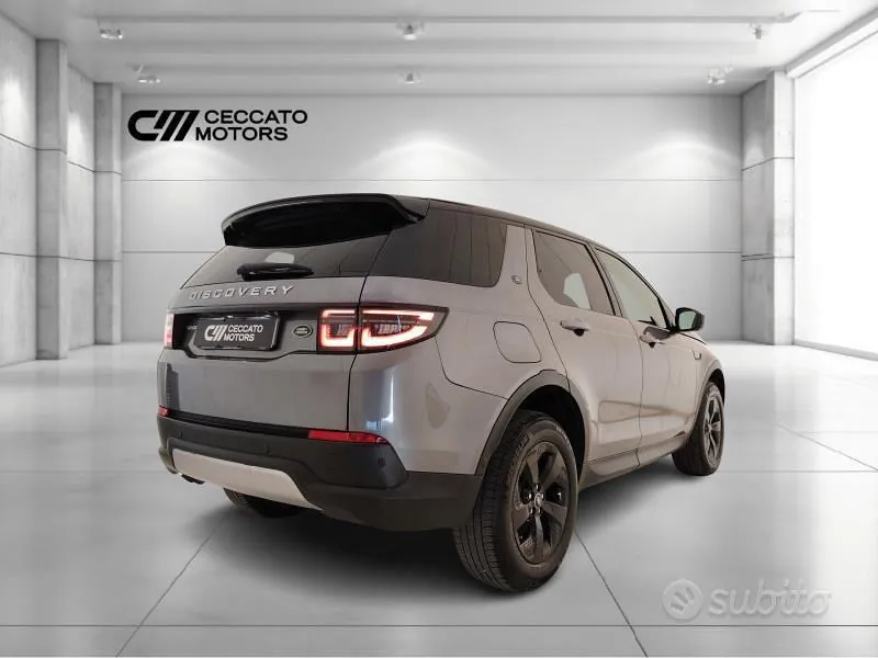 Land Rover Discovery Sport 2021 photo 4