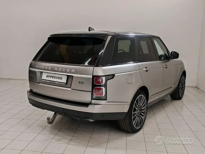 Land Rover Range Rover 2022 photo 2
