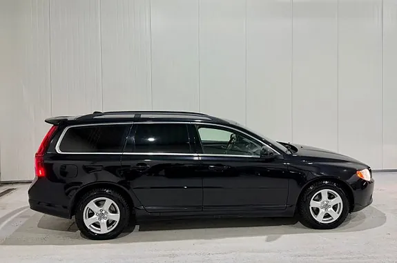 Volvo V70 2012 photo 4