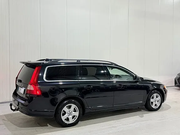 Volvo V70 2012 photo 3