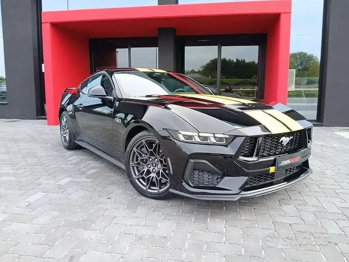 Ford Mustang Fastback 2025 photo 3