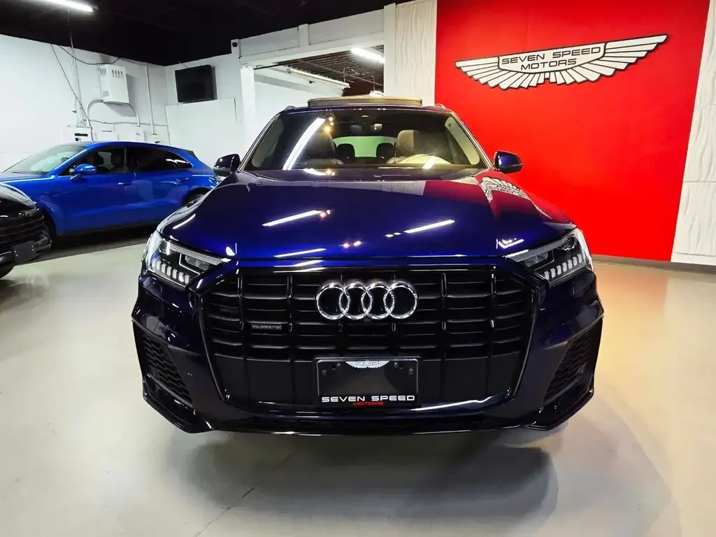 Audi Q7 2023 photo 2