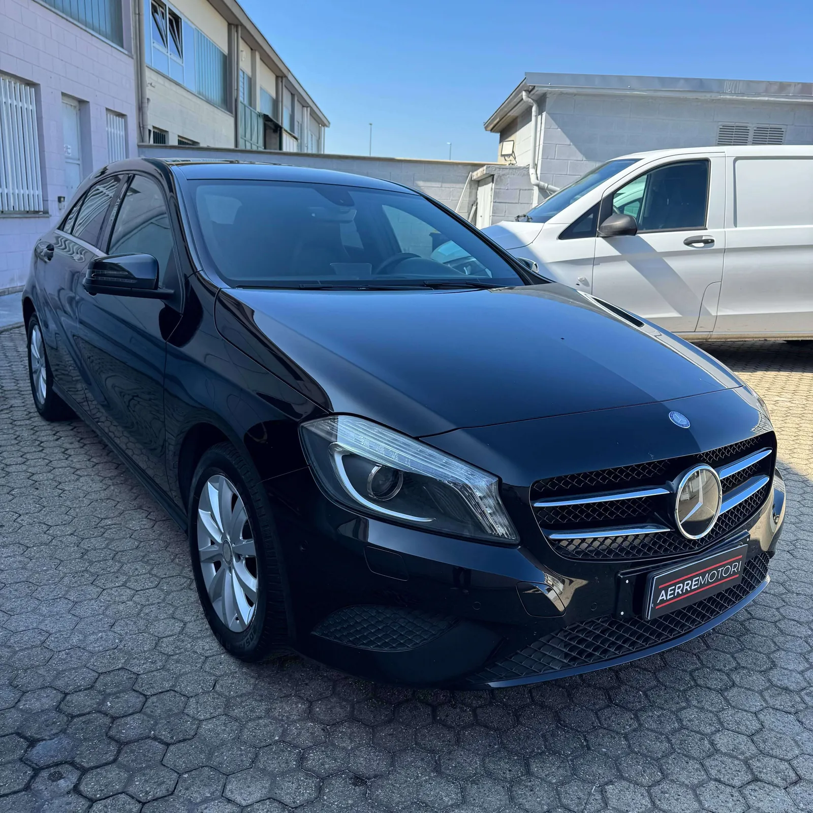 Mercedes-Benz A-180 Classe 2015 photo 2