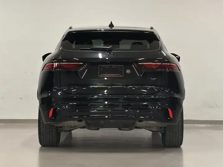 Jaguar F-Pace 2026 photo 5