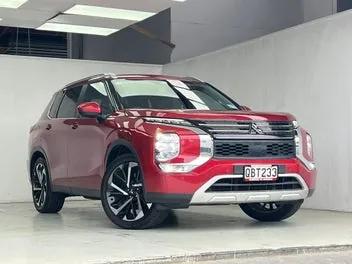 Mitsubishi Outlander 2023 photo 4