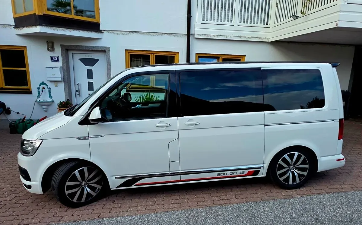 Volkswagen Multivan 2015 photo 3