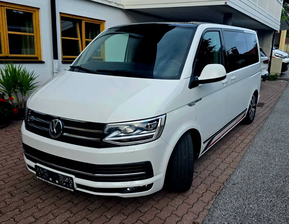 Volkswagen Multivan 2015 photo 2