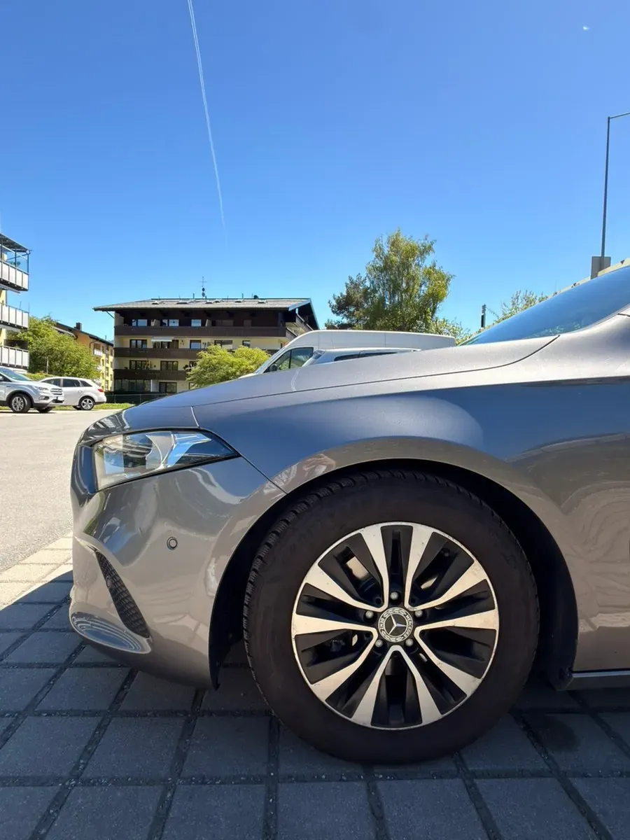 Mercedes-Benz A-Class 2019 photo 2