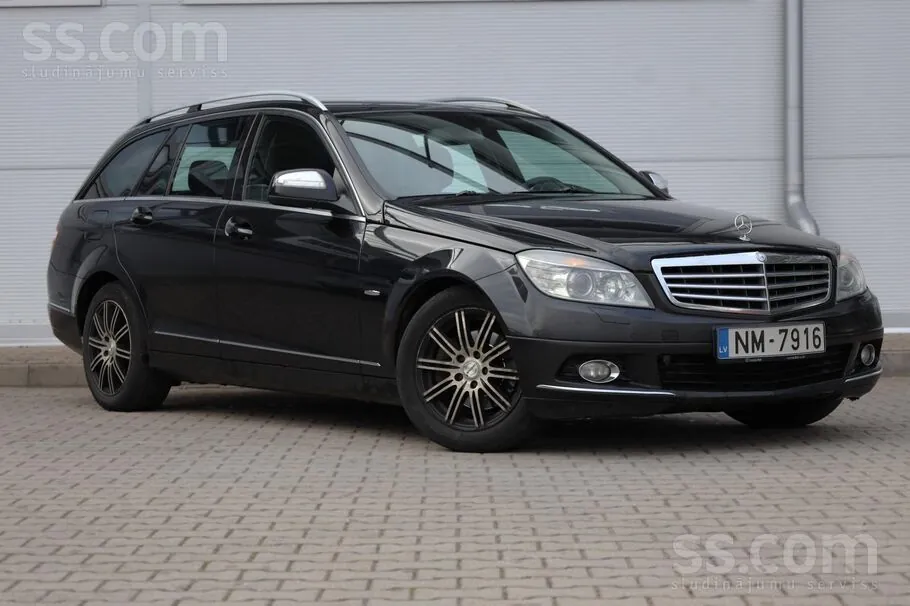 Mercedes-Benz C220 2007 photo 2