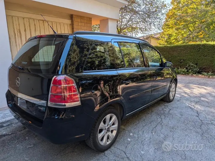 Opel Zafira 2006 photo 3