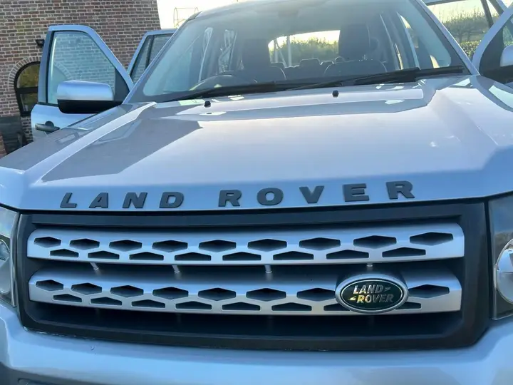 Land Rover Freelander 2 2010 photo 5
