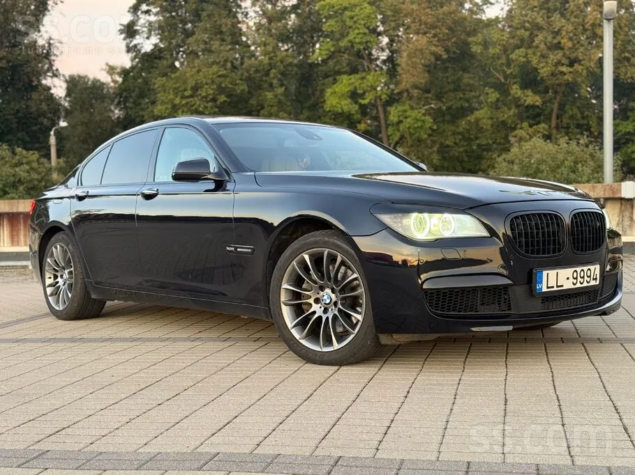 BMW 740