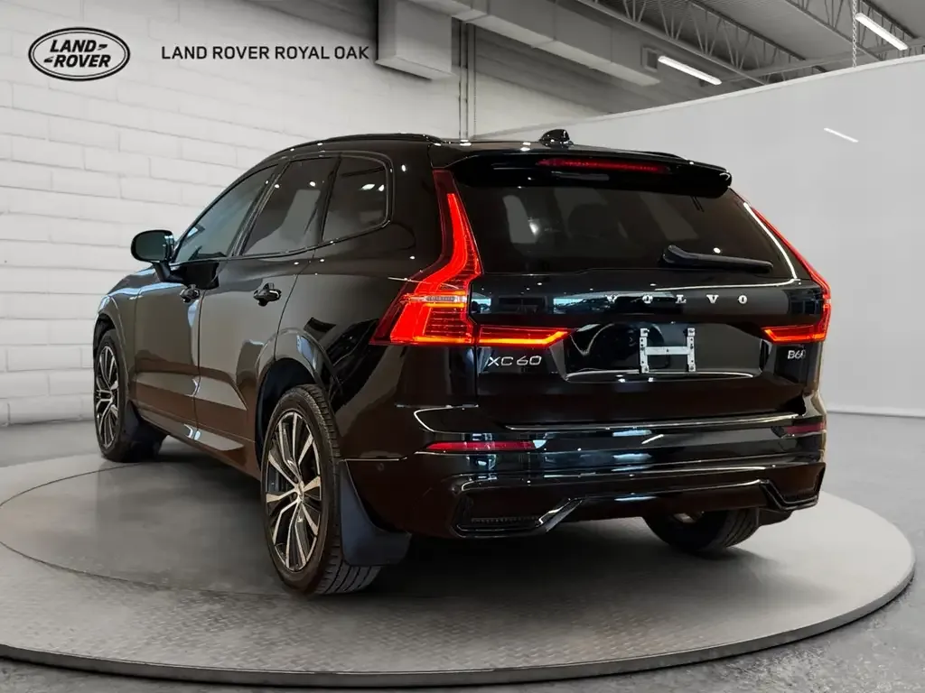 Volvo Xc60 2023 photo 3