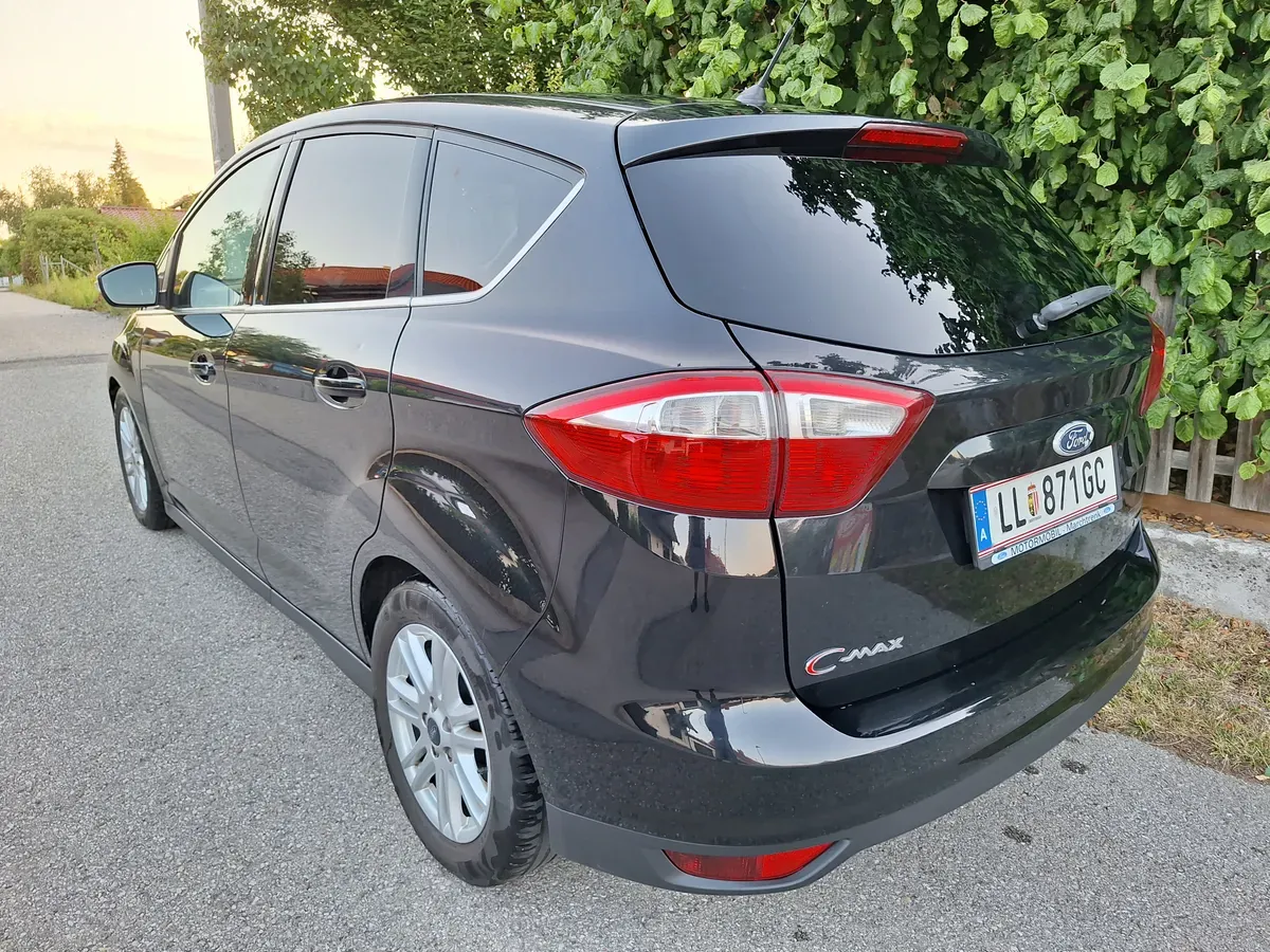 Ford C-Max 2012 photo 2