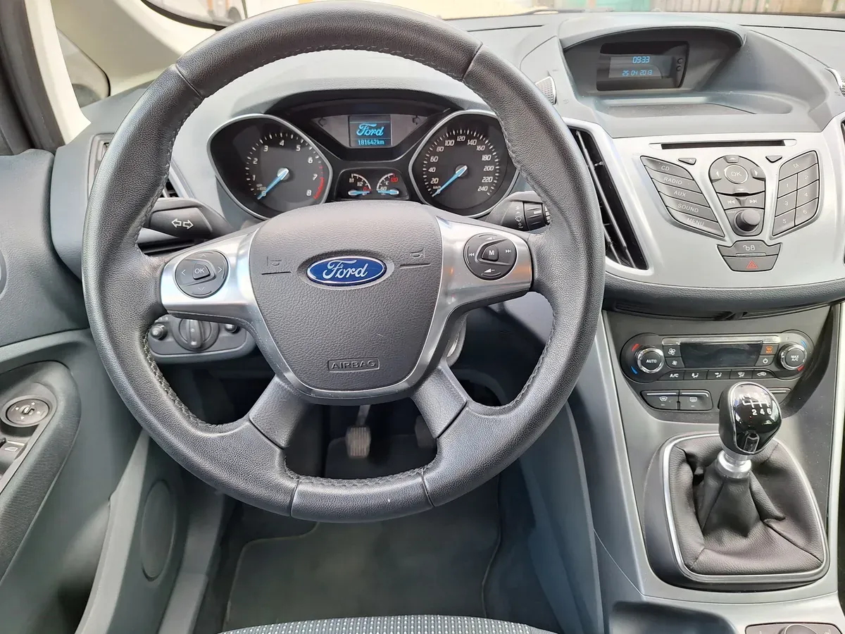 Ford C-Max 2012 photo 3
