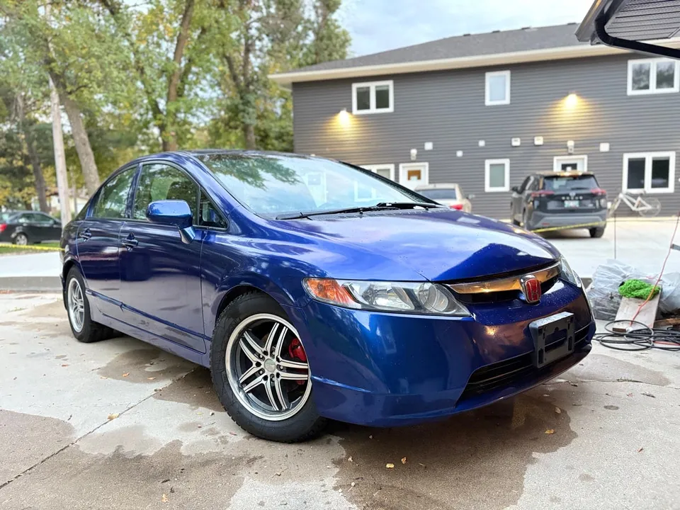 Honda Civic 2007 photo 2