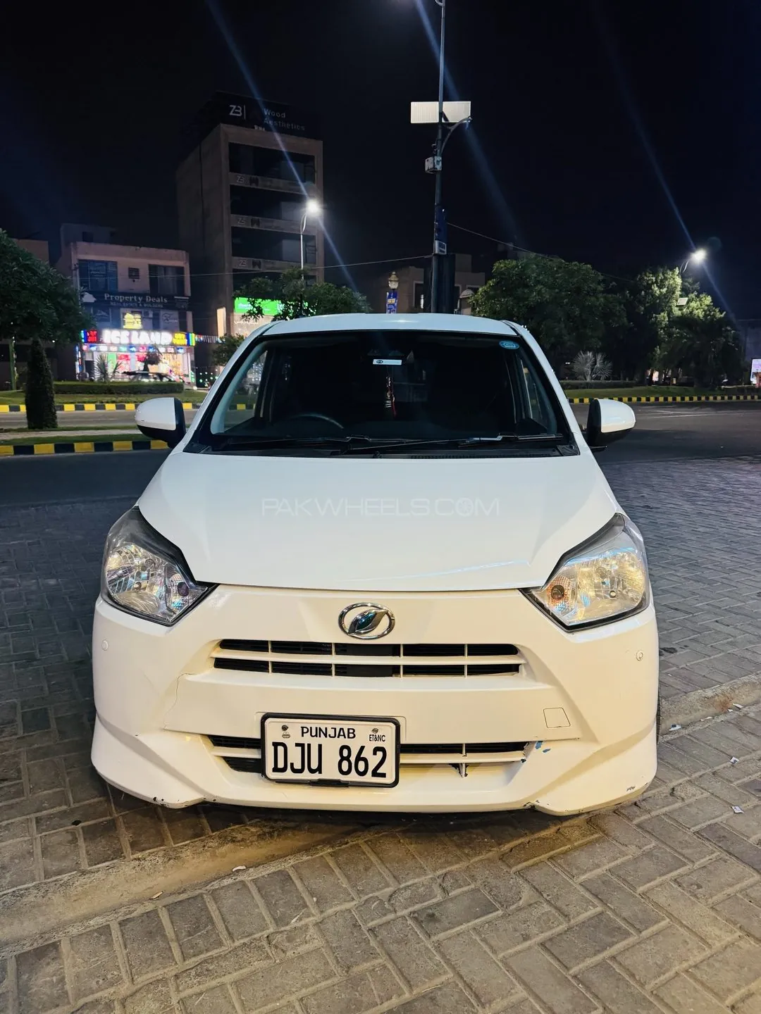 Daihatsu Mira