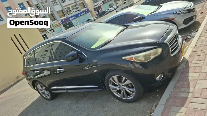 Infiniti Jx35 2012 photo 2