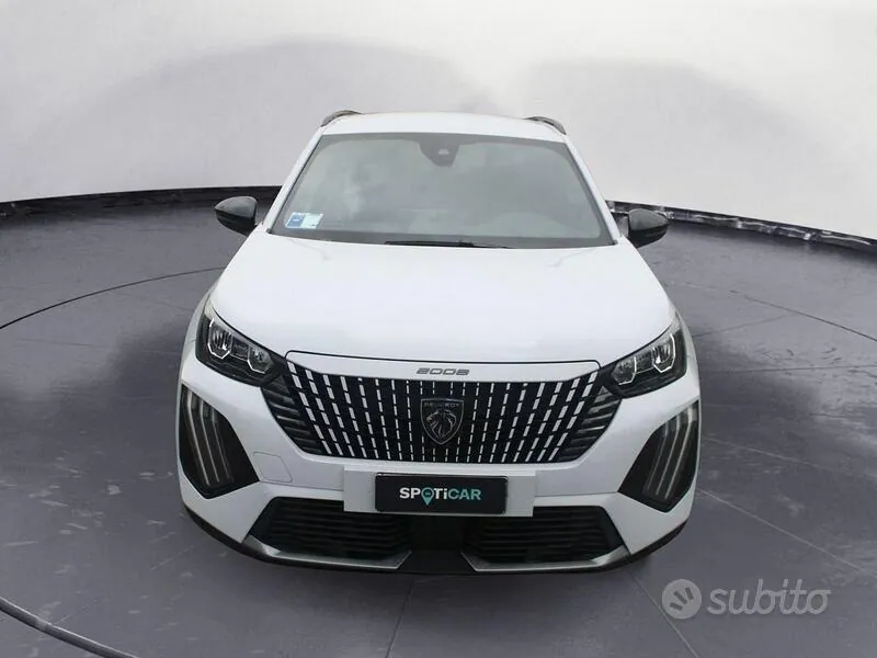 Peugeot 2008 2025 photo 3