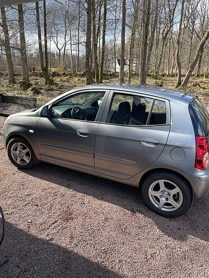 Kia Picanto 2009 photo 2