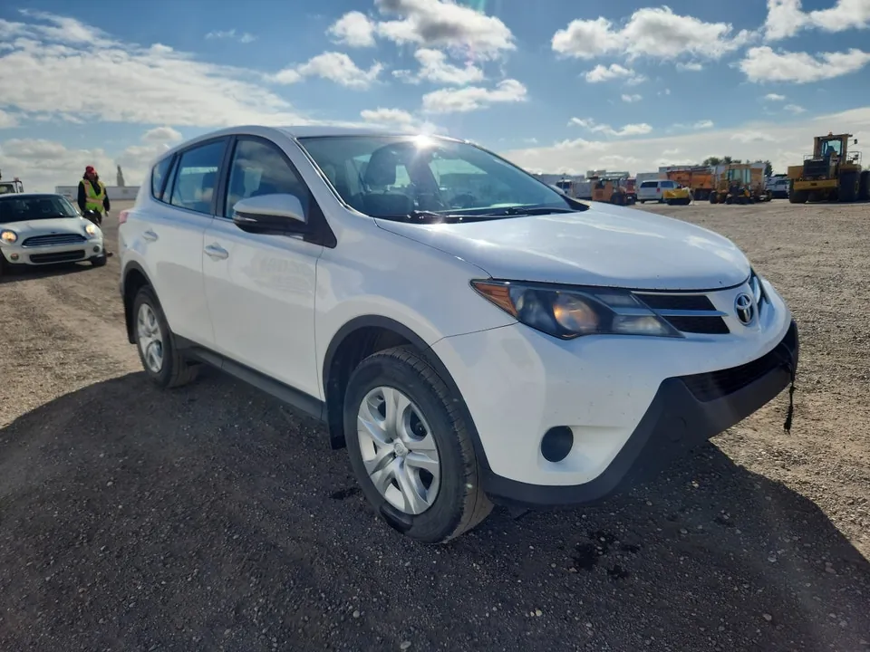 Toyota Rav4 2015 photo 2