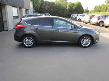 Ford Focus 2018 photo 3