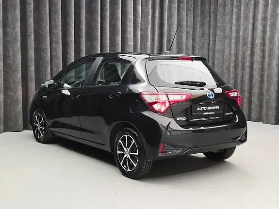 Toyota Yaris 2018 photo 5