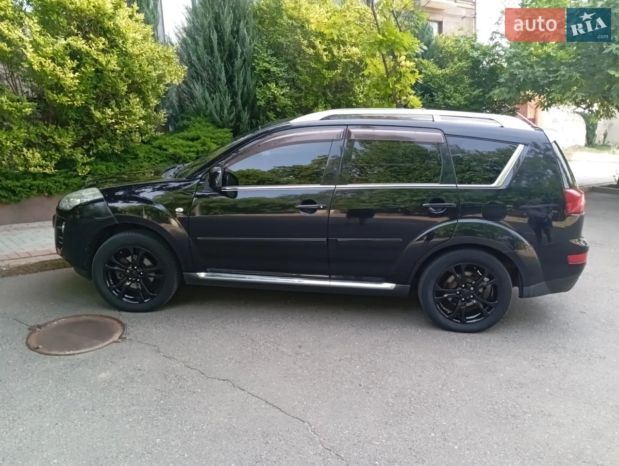 Peugeot 4007 2008 photo 2