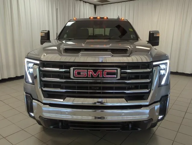 GMC Sierra 2500Hd 2026 photo 3