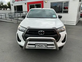 Toyota Hilux 2022 photo 3