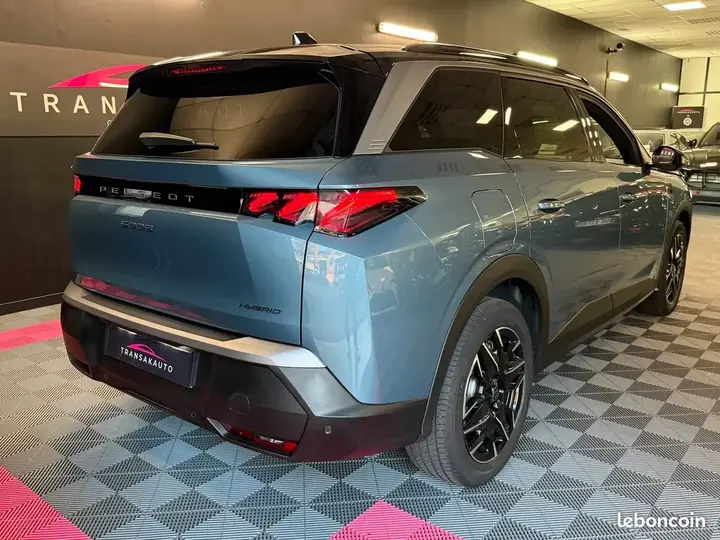 Peugeot 5008 2025 photo 3