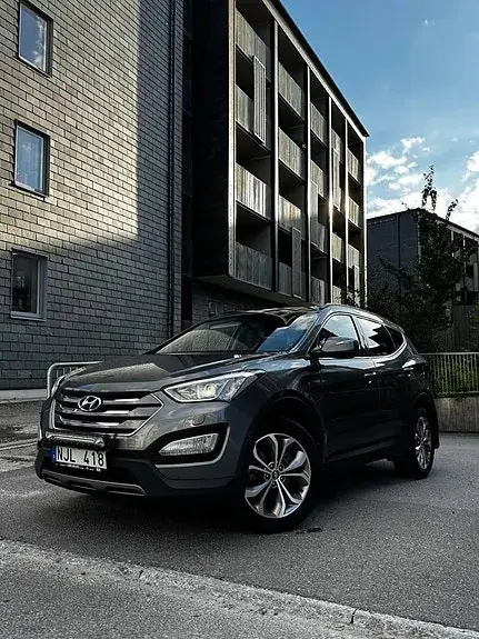 Hyundai Santa Fe 2013 photo 2