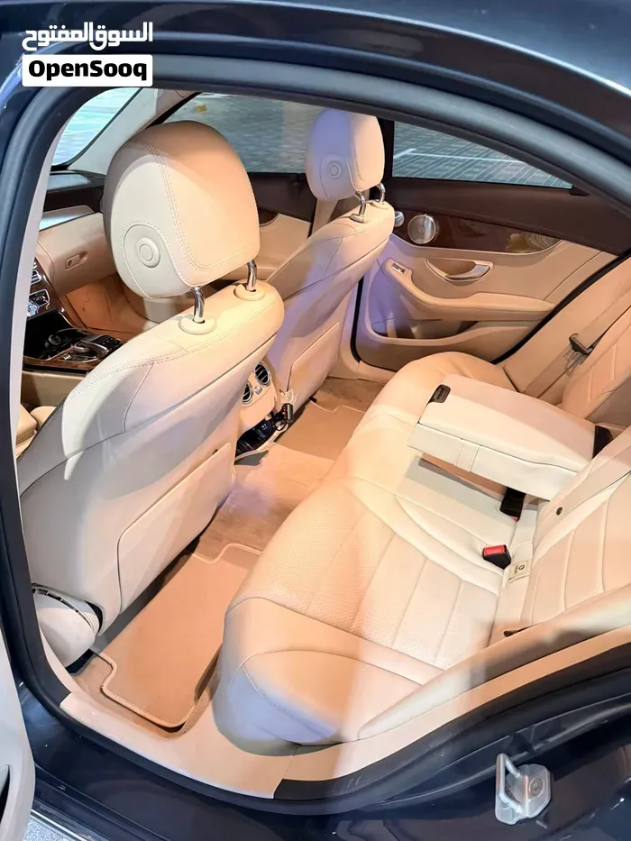 Mercedes-Benz C300 2016 photo 4
