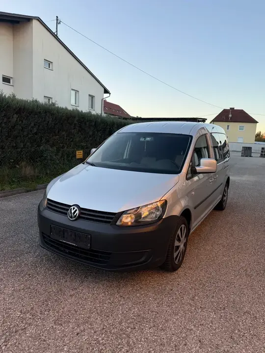 Volkswagen Caddy 2013 photo 3