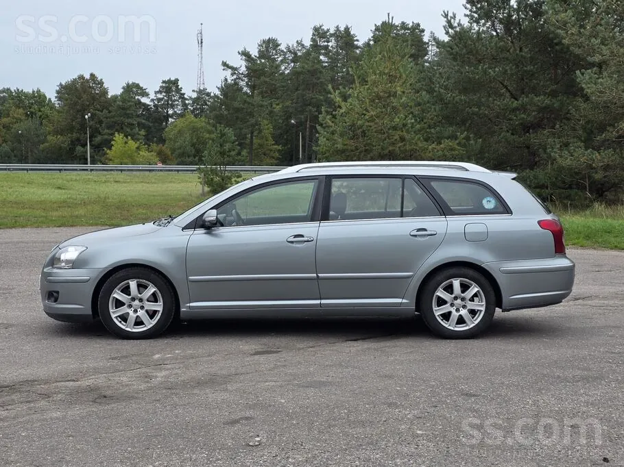 Toyota Avensis 2008 photo 2